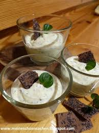 Meine Schonsachen Nachtisch In Kleinen Glasern Mohncreme Einfacher Nachtisch Lebensmittel Essen Kleine Glaser