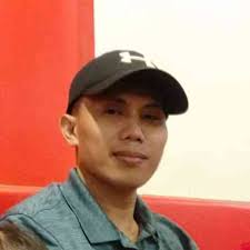 Enjoy the view!!! AWESOME video @eitstagram . . ・・・ Trying to hit the sweet  spot for the 3 wire (lineup controlled by the stick and glide slope  controlled by the throttle) #usstheodoreroosevelt