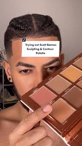 Trying out @scottbarnescosmetics Sculpting & Contour Palette. I loved the  color variety! It also blended like butter, and was super pigmented!  #scottbarnesmakeup #skinlikemakeup #skinlike #lgbtqqia ...
