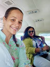 🎥: @bluebayoubelize Can't get much more vacation-ey than eating seafood IN  the ocean! 🌊 Blue Bayou is located in Secret Beach in San Pedro, Belize.  You can get there by boat (faster)