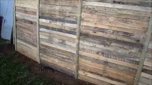 Photoscloture.com » photos cloture » fabriquer une cloture en bois. Comment Faire Une Palissade Pour Pas Un Sous Youtube