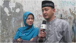 Kabar pingsannya ustadz zacky mirza sebelumnya telah beredar di media sosial yang memperlihatkan sang ustaz yang tidak sadarkan diri saat sedang kabar tersebut sampai kepada ustaz tengku zulkarnain. Berita Terbaru Dan Profil Artis Terkini Ustadz Zacky Mirza Ternyata Telah Menggugat Cerai Istri Apa Penyebabnya