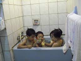 2012-11-16兄妹洗澡包括影片| Flickr