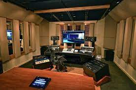 Mixing With Headphones Versus Monitors Ledgernote Music Studio Room Home Studio Music Recording Studio Home