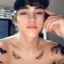 Brittany Britz's Instagram, Twitter & Facebook