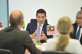 Azmin ali is a malaysian politician and the current chief minister of selangor. Mohamed Azmin Ali On Twitter Visited The At S Headquarters In Loeben A Global Manufacturing Leader Of High End Printed Circuit Boards Which Has Chosen Malaysia As Its First Production Plant In