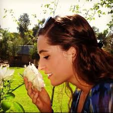 Danielle LeBeau (@danielle_lebeau)