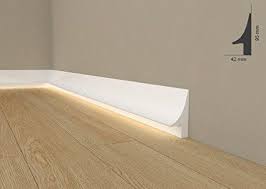 Licht Fussleiste Wiesemann Ql007 Sockelleiste Fur Indirekte Beleuchtung Aus Hochfestem Polyurethan Am Sockelleisten Hausrenovierung Indirekte Beleuchtung