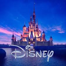 Disney animation lanzó unas cortas imágenes de 'encanto', sobre «una familia mágica que vive en un hogar mágico» la cual vibra a ritmo de 'colombia tierra querida'. Disney Studios La On Twitter Proximamente La Nueva Pelicula De Walt Disney Animation Studios Encanto Te Llevara A Colombia Donde Una Magica Familia Vive En Un Magico Hogar Dirigida Por Byron Howard