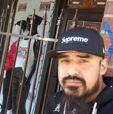 Drake's Music Performance and Fan Engagement