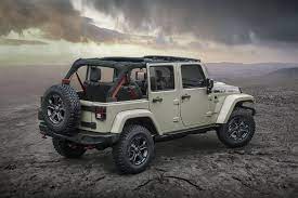 The beauty of this interior is its customizability. 2017 Jeep Wrangler Rubicon Recon Top Speed
