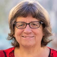 Carol Young's Instagram, Twitter & Facebook