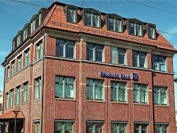 Einen platz in diesem gebäude hinzufügen (firma, geschäft, etc). Deutsche Bank Investiert In Dresden