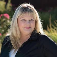 Tammy Stark's Instagram, Twitter & Facebook