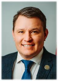 Russell receives Reeves' endorsement