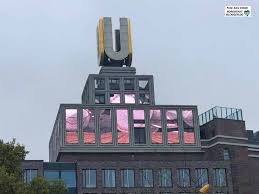 So groß und vielseitig wie der pott selbst präsentieren sich auch die quoka. Den Fliegenden Bildern Auf Dem Dach Des Dortmunder U Droht Der Totalausfall Millionenschwere Investitionen Notig Nordstadtblogger