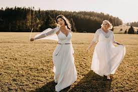 We did not find results for: Western Hochzeit Moderne Country Inspiration Mit 5 Brautoutfits