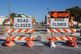How are detour routes used in traffic control? – National Traffic Designs