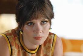 They don't believe she's only 36. Anna Friel Wants A Pushing Daisies Movie We Should All Get Together