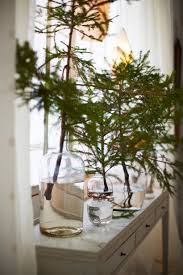 Place a few in a large box and coat with spray adhesive (sold at crafts stores). Winter Decorations Winter Table Ideas More Liz Marie Blog