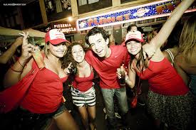 They reside on the canary islands, an autonomous community of spain near the coast of northwest africa, and descend from a mixture of spanish settlers and aboriginal guanche peoples. How To Learn The Spanish Of The Canary Islands I Will Teach You A Language