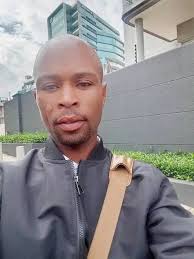 So single people.. WHY CANT WE COME OVER YALL HOUSE