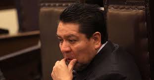 Aréchiga descarta que su hijo Pablo esté implicado en la entrega de títulos  “patito”