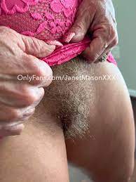Janet Mason XXX 😈🔥 on X: One for the bush-lovers out there! A serious  close-up of my thick, hairy MILF-mound hubby caught the other day, with the  sunshine gleaming directly through it,