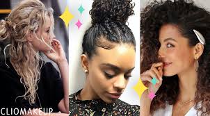 Pensare ai capelli raccolti solo come sinonimo di estate è sbagliato. Acconciature Capelli Ricci 2020 Le Idee Piu Belle Per Una Chioma In Ordine