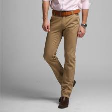 Resultado de imagen de pantalones caqui para hombres