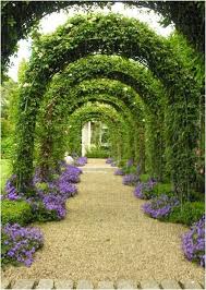40 Wonderful Secret Garden Pathway Design Ideas For Backyard Garden Arches Beautiful Gardens Garden Design