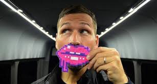 Derrick Petty (@RickyRavage)