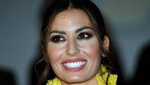 Jul 10, 2021 · july 03, 2021. Elisabetta Gregoraci Ready For Battiti Live And Aims To Undermine D Urso World Today News