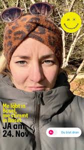 Renée-Katharina Weber (@reneescarlet) • Instagram photos and videos