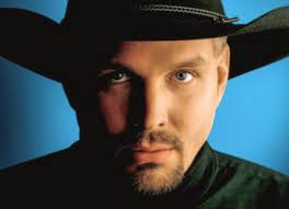 Mickey Gilley, son in Corrigan wreck