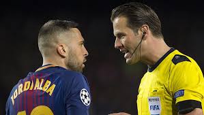Danny desmond makkelie (born 28 january 1983) is a dutch football referee. Total Barca On Twitter Dutch Referee Danny Makkelie Will Oversee The Juve V Barca Match What Do We Know About Him