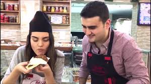 اشهر مطعم في تركيا و العالم يقدم الاكل بطريقة غريبة Youtube