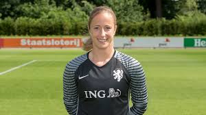 De oranjevrouwen onder 19 zijn uitstekend begonnen op het ek. Keepster Loes Geurts Uit Hichtum Keert Terug Bij Oranjevrouwen Omrop Fryslan