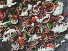 Pork Lamb Gyros The Chili Lends This Dish A Subtle Touch Of Spice That Complements The Mild Creaminess Of T Tzatziki Tzatziki Rezept Vorteile Von Gurkensaft