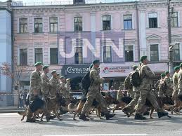 Военный парад в киеве 2021: Pervaya Repeticiya Parada Ko Dnyu Nezavisimosti Na Kreshatike Chto Proishodit V Centre Kieva Novosti Na Unn 18 Avgusta 2021 16 18