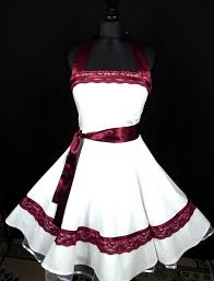 Check spelling or type a new query. Petticoat50errockabillybrautkleid Weiss Bordeaux Etsy Hubsche Kleider Hubsche Outfits Petticoat Kleid Hochzeit