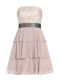 Wenn sie bei bandeau kleid immer noch zweifel haben und über die wahl eines ähnlichen produkts nachdenken, ist aliexpress ein großartiger ort, um preise und verkäufer zu vergleichen. Laona Bandeau Cocktailkleid Mit Rockteil Im Stufen Look In Lila Online Kaufen 9248828 Kleider Kleider Konfikleider Und Hubsche Kleider
