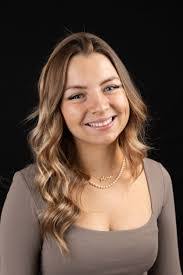 Jocelyn Michaud's Instagram, Twitter & Facebook