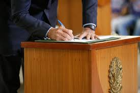 We did not find results for: Governo Estima Receita Da Uniao Em R 4 325 Trilhoes Em 2021 Portugues Brasil