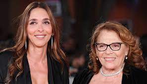 She was born on friday october 28th 1938, in valeria fabrizi loves travel, adventure, variety and meeting new people, and she longs to experience. Chi E Giorgia La Figlia Di Valeria Fabrizi E Tata Giacobetti
