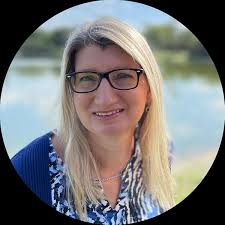 Amazon.com: Chicken Soup for the Soul: Parenthood: 101 Heartwarming and  Humorous Stories about the Joys of Raising Children of All Ages:  9781611599077: Canfield, Jack, Hansen, Mark Victor, Newmark, Amy: Books