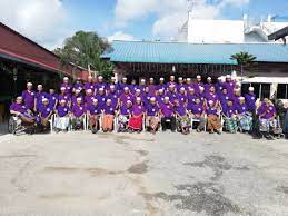 Pihak pengurus akan memberi jagaan dan perlindungan kepada semua warga emas yang tinggal di pusat ini mengikut keperluan. Pusat Jagaan Warga Emas Nur Ehsan Posts Facebook