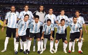 Diego maradona and gabriel batistuta are among the most famous players of the team. Star Football Player Argentina Football Team World Cup 2010 Wallpapers