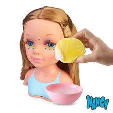 Nancy um Dia de Segredos de Beleza Franja