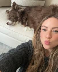 ᴍ ᴇ ʟ ᴏ ᴅ ʏ (@msmelodyyy) • Instagram photos and videos